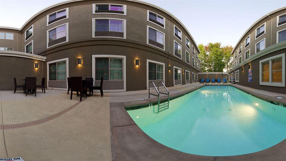 Holiday Inn Express Hotel & Suites Santa Cruz By Ihg Luaran gambar